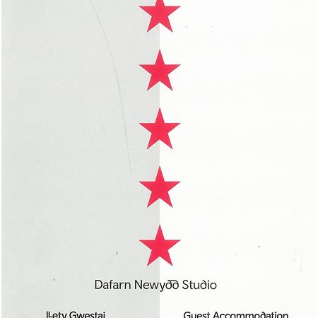 Dafarn Newydd Studio Llangefni Exterior foto